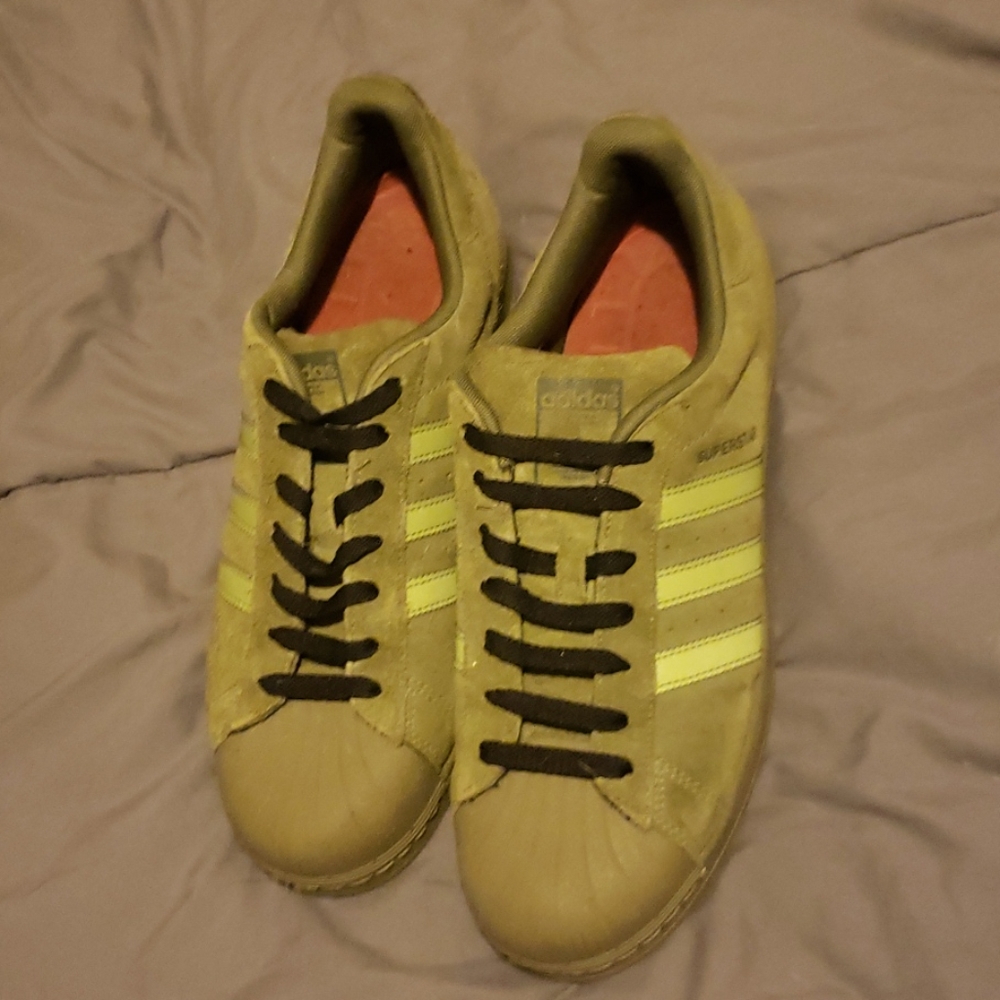 Navy green suede size 11 Adidas Superstars